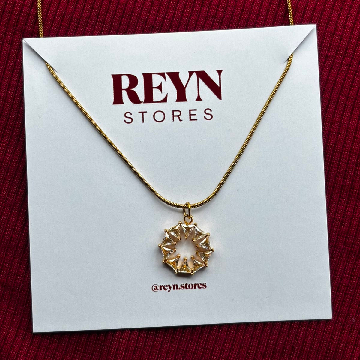 cris neckchain