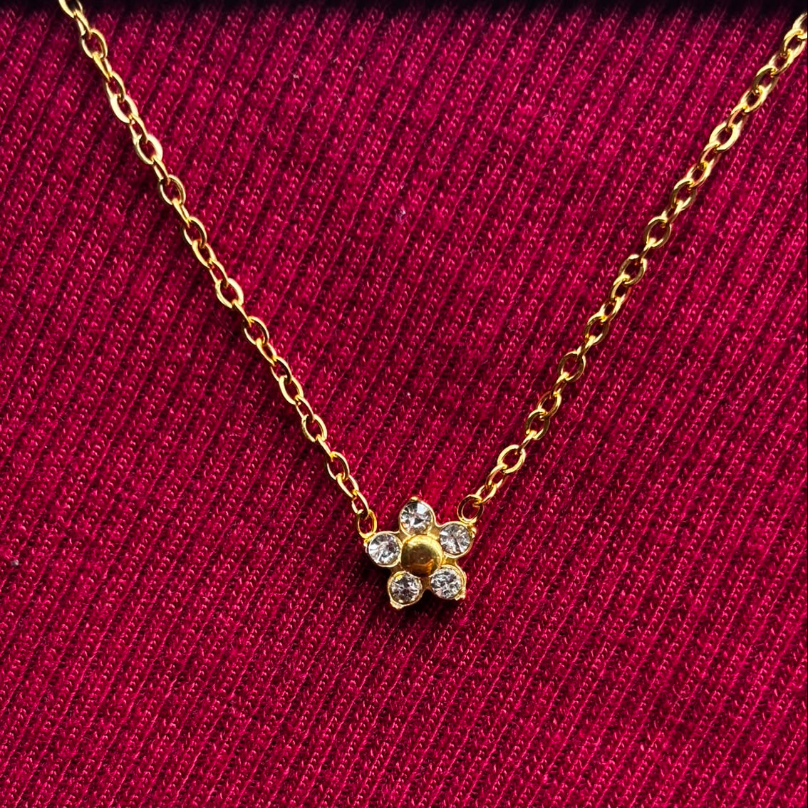 Lil flower neckchain